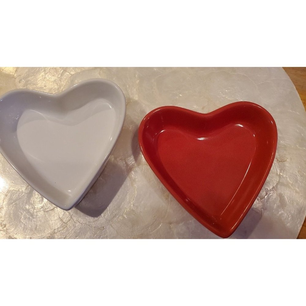 Pacific Island Creations Co. Heart Shaped Dishes - Red & White Valentine’s Day